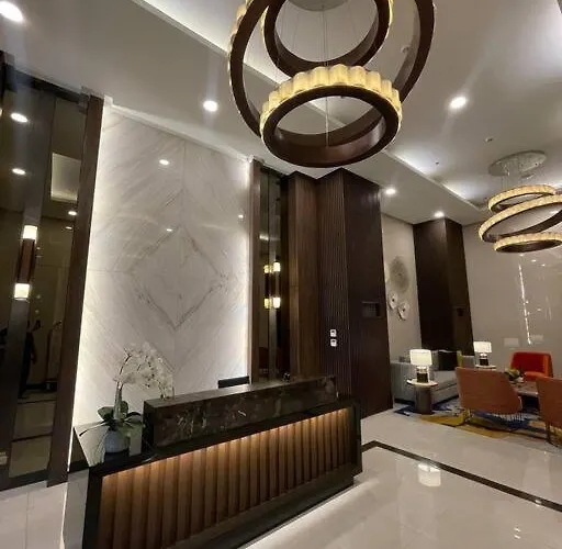 Luxurious 3br In Bay Across Okada Ii 12pax Apartamento Manila