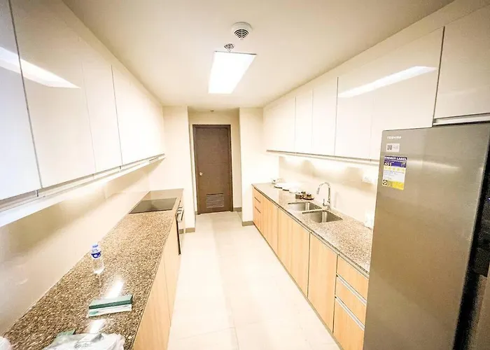 Luxurious 3br In Bay Across Okada Ii 12pax * Manila